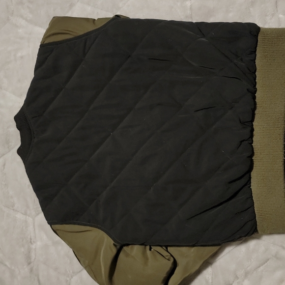 Bomber jacket - Picture 2 of 2